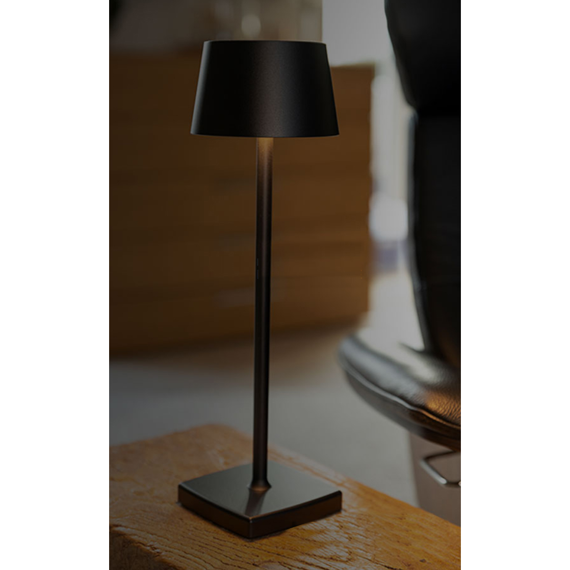 Orange One ingenious dimmable LED table - black portable, rechargeable lamp